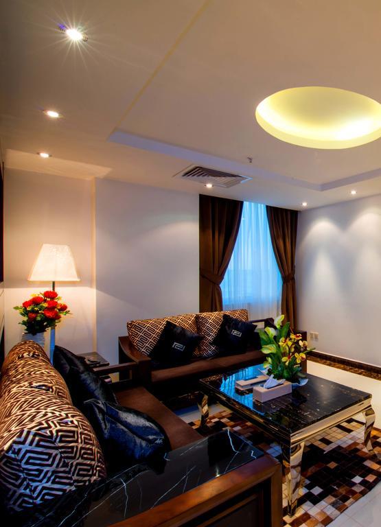 Al Yamama Palace Hotel Suites Riyadh Room photo