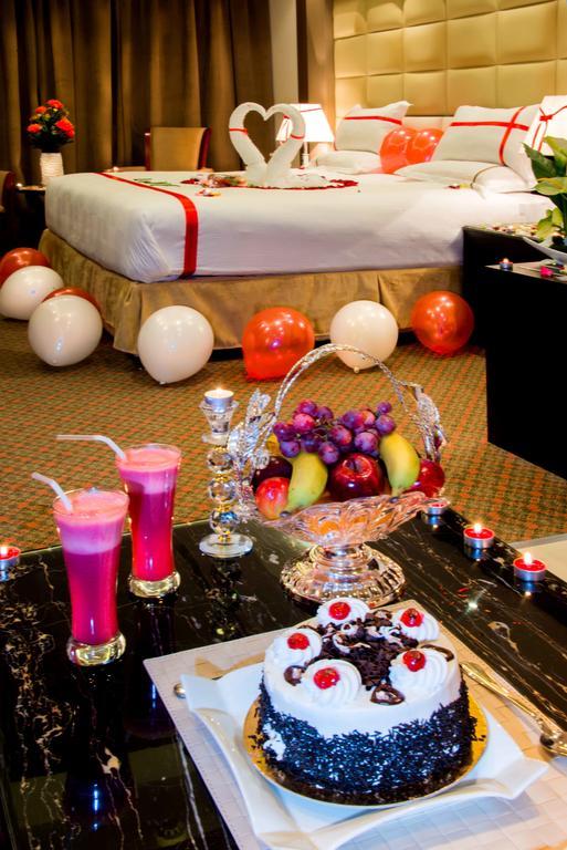 Al Yamama Palace Hotel Suites Riyadh Room photo