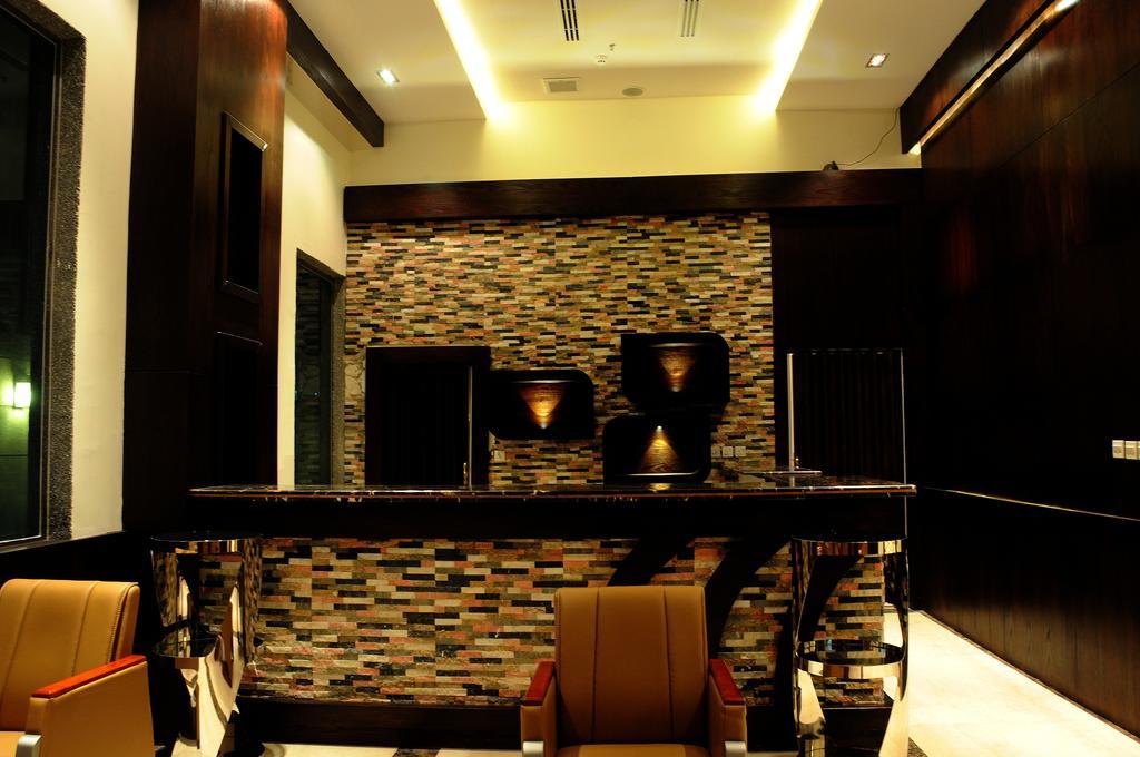 Al Yamama Palace Hotel Suites Riyadh Exterior photo